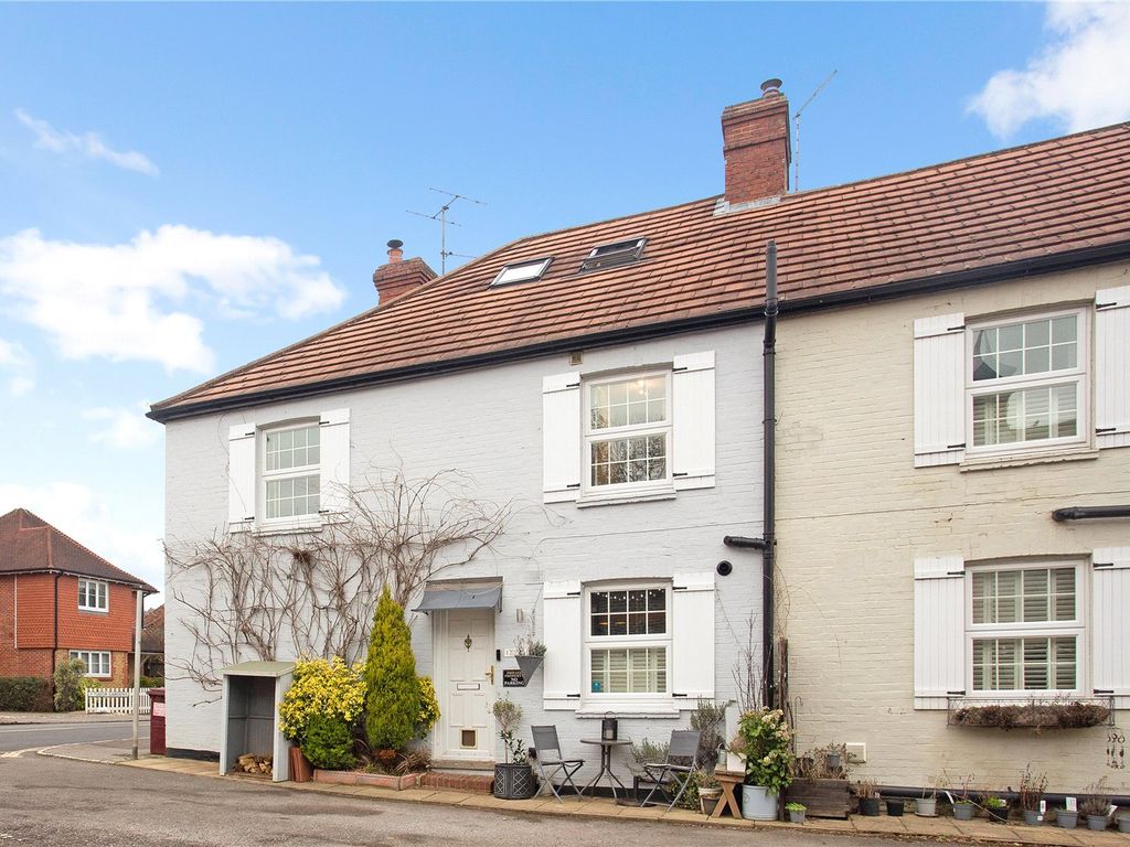 2 bed terraced house for sale in Glebe Road, Fernhurst, Haslemere, West