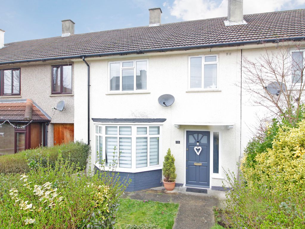 3 bed terraced house for sale in Leas Dale, Eltham, London SE9 Zoopla