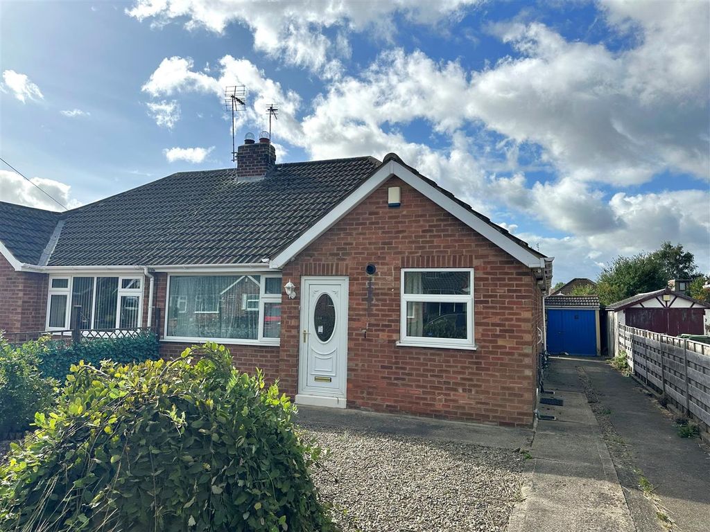 2 bed bungalow for sale in Rawcliffe Way, York YO30, £225,000 Zoopla