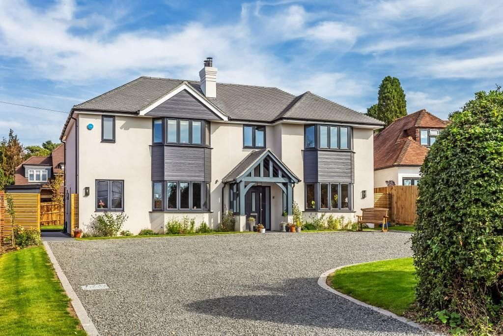 4 bed detached house for sale in Crabtree Lane, Great Bookham KT23, £