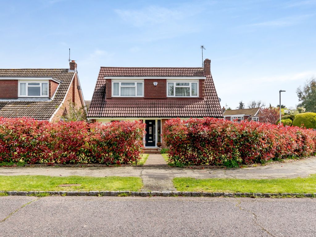 4 bed detached house for sale in Chessfield Park, Little Chalfont