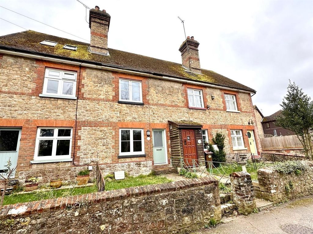 2 bed terraced house for sale in Blacklands, East Malling, West Malling
