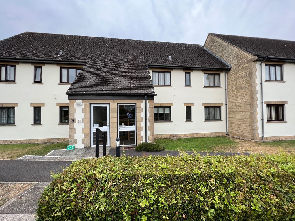 King Edmund Court, Gillingham SP8  