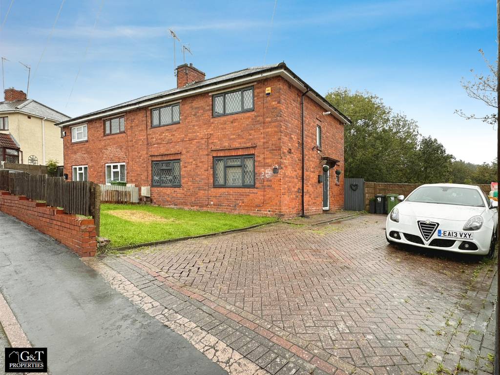 5 bed semidetached house for sale in Bank Road, Netherton, Dudley DY2
