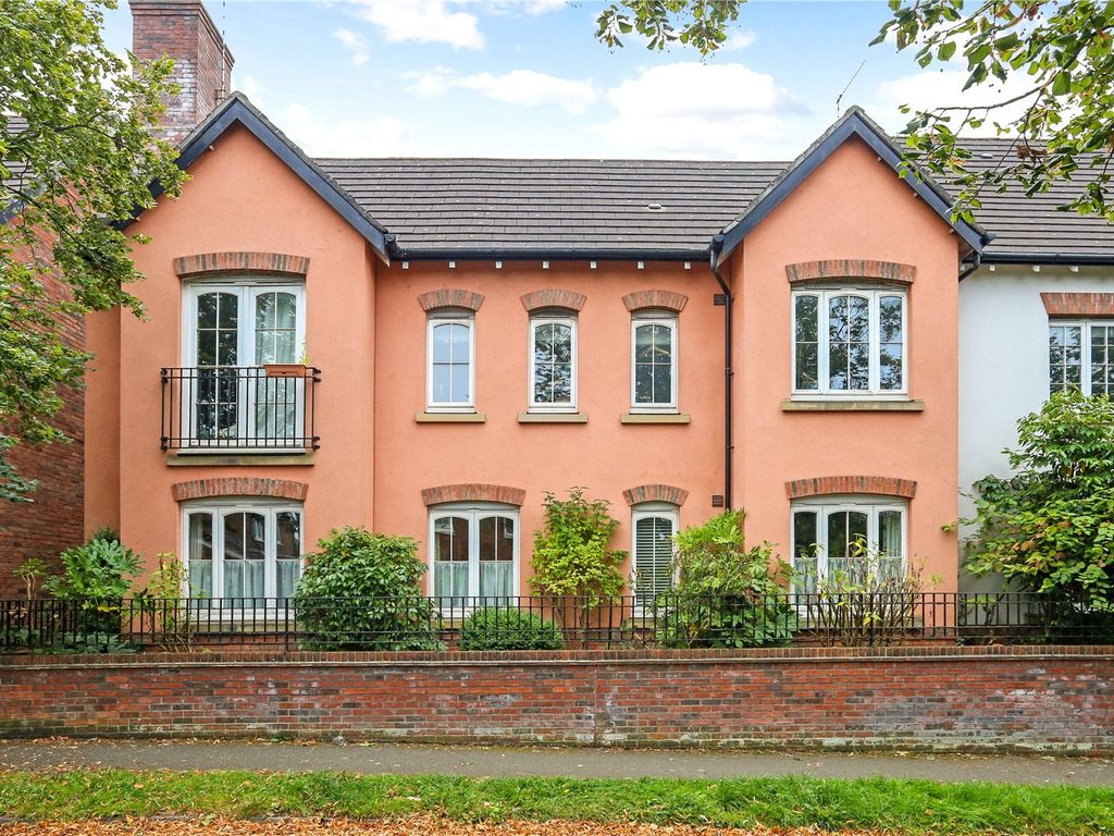 2 bed flat to rent in The Shambles, Knutsford, Cheshire WA16 Zoopla