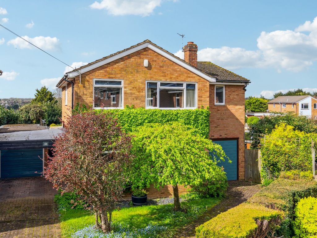 4 bed detached house for sale in Royle Close, Chalfont St. Peter SL9, £725,000 Zoopla
