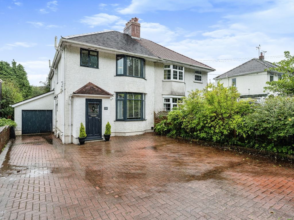 3 bed semidetached house for sale in Garrod Avenue, Dunvant SA2, £