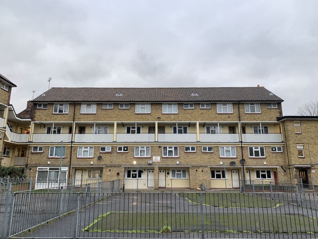 3 bed flat for sale in 64 Park Place, Gravesend, Kent DA12 Zoopla