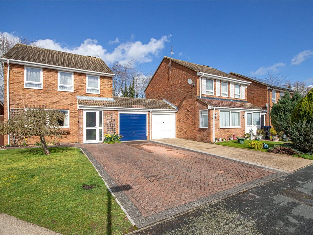 4 bed detached house for sale in Lords Wood, Welwyn Garden City