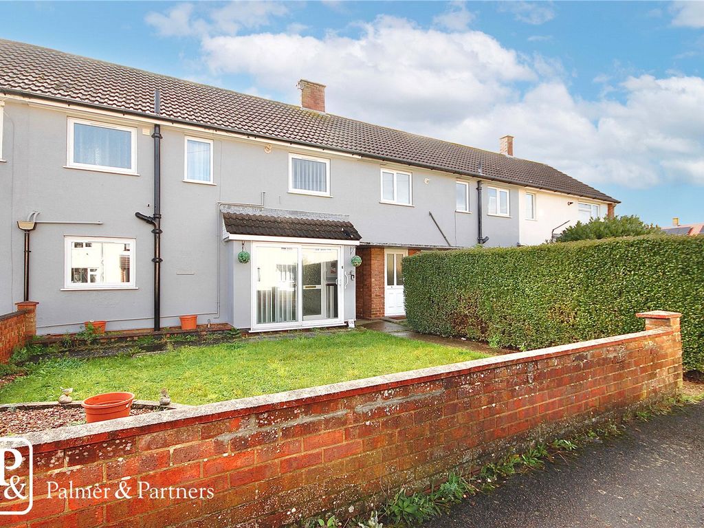 3 bed terraced house for sale in Kittiwake Close, Ipswich, Suffolk IP2