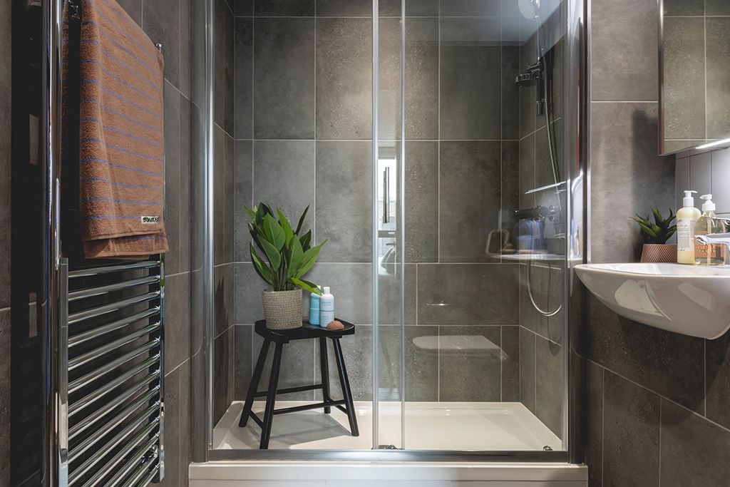 2 bed flat to rent in Hove Gardens House, Ethel Street, Hove BN3, £