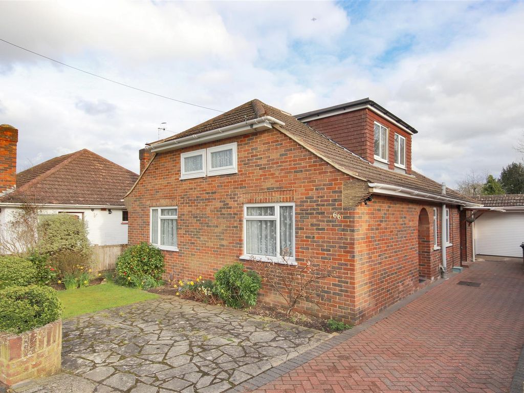 3 bed detached bungalow for sale in Brookmead, Hildenborough, Tonbridge