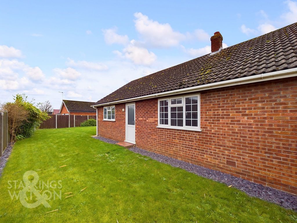2 bed detached bungalow for sale in Litcham Road, Mileham, King's Lynn