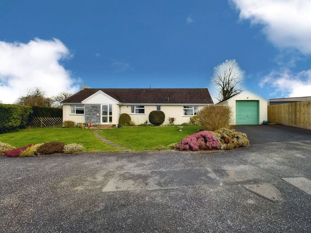 3 bed bungalow for sale in Allen Park, St. Kew Highway, Bodmin PL30