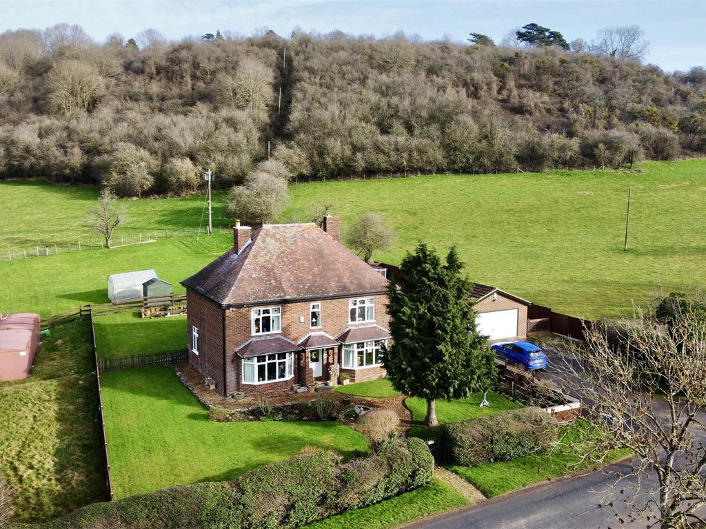 4 bed detached house for sale in Gloucester Road, Corse, Gloucester