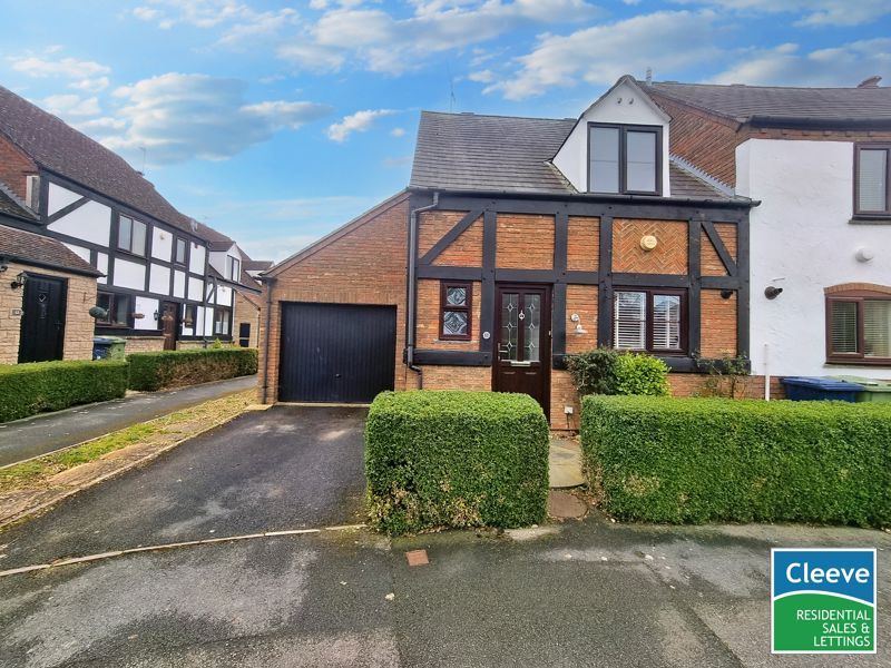 3 bed terraced house for sale in Grange Drive, Cleeve