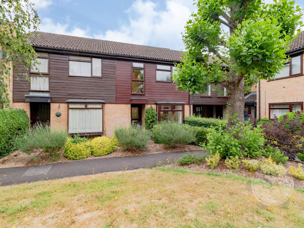 3 bed terraced house for sale in Avondale, Ash Vale, Aldershot GU12, £