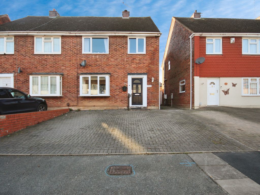 3 bed semidetached house for sale in Tennyson Road, Coventry CV2, £