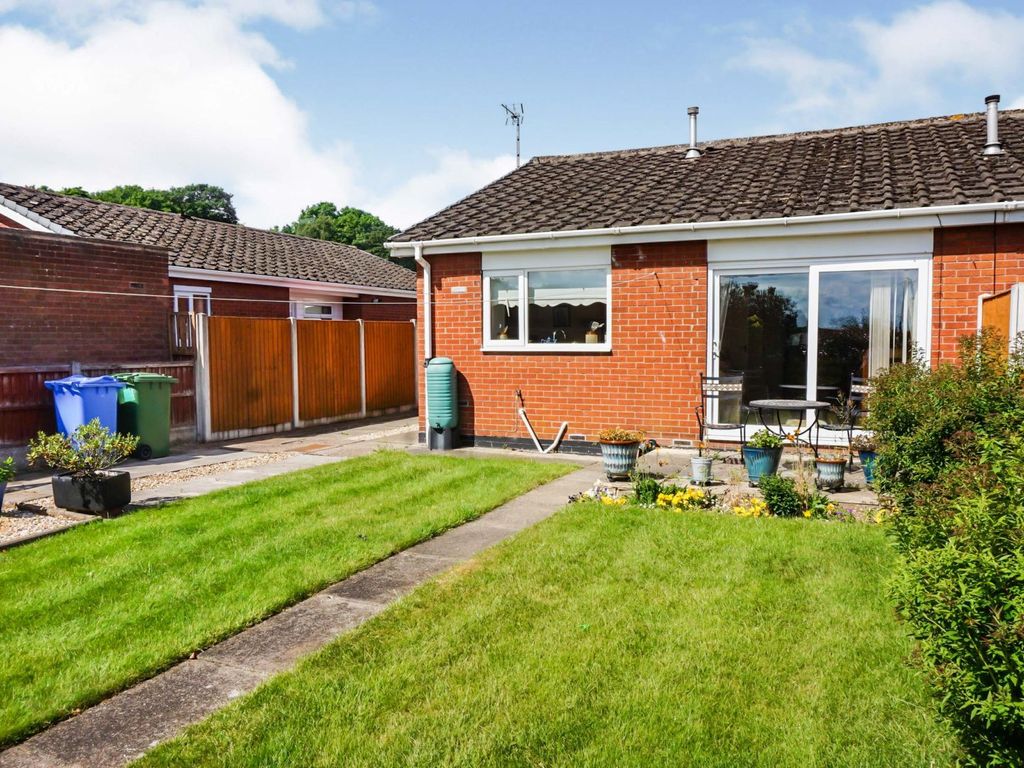 2 bed bungalow for sale in Craigston Road, Worksop S81 Zoopla