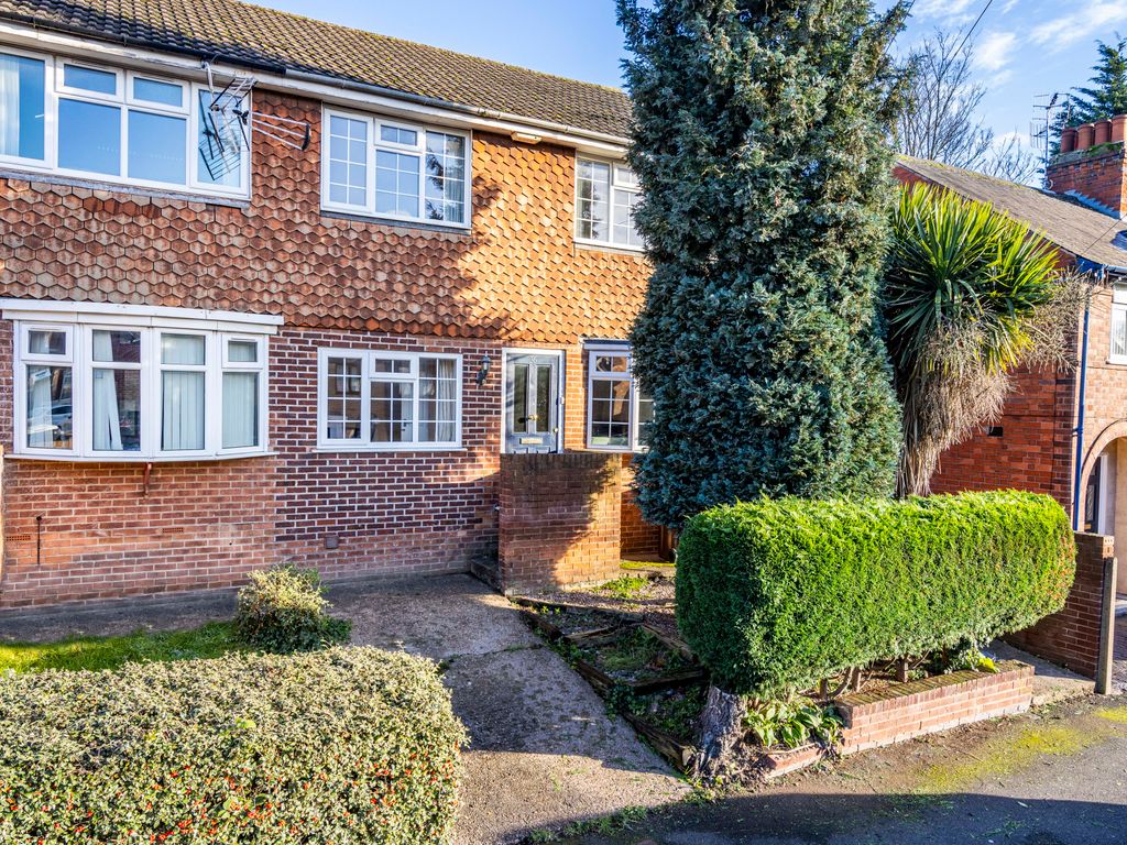 4 bed end terrace house for sale in Cottesmore Road, Nottingham NG7, £