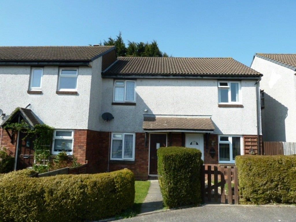 2 bed terraced house to rent in Glenthorne Road, Threemilestone, Truro