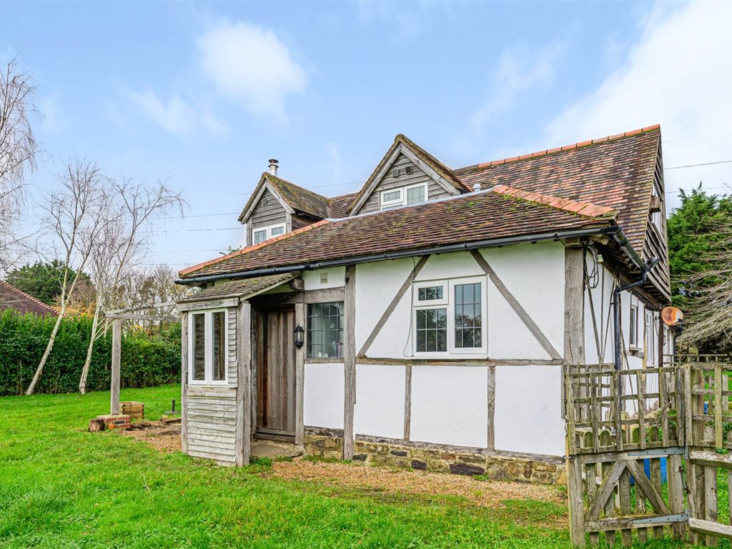 3 bed detached house to rent in Bolney Chapel Road, Twineham, West