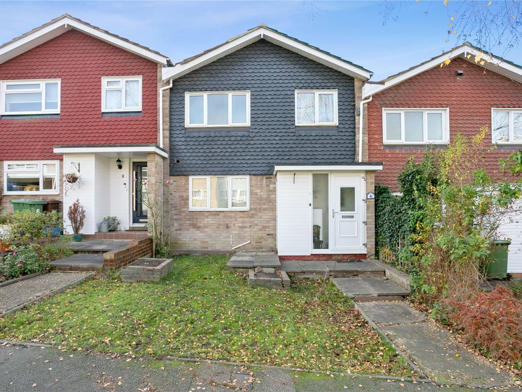3 bed terraced house for sale in Ivinghoe Road, Bushey, Hertfordshire