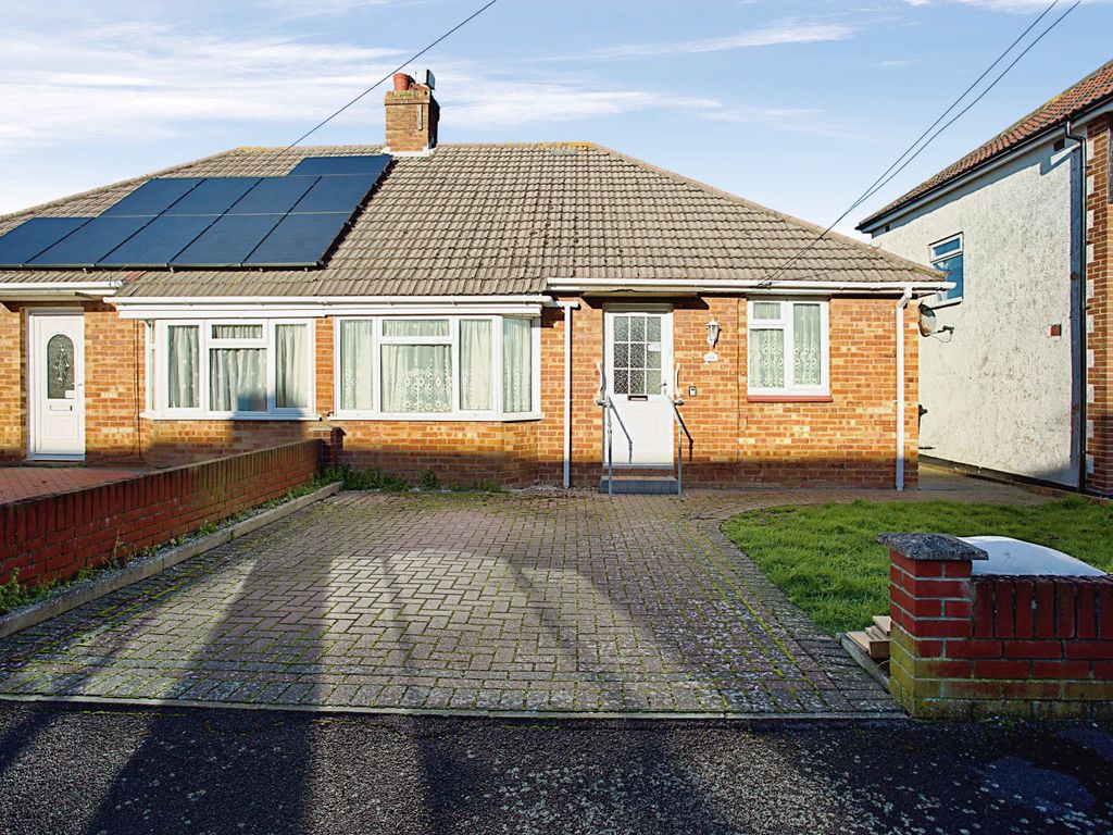 2 bed bungalow for sale in Vernon Close, Gosport, Hampshire PO12 Zoopla