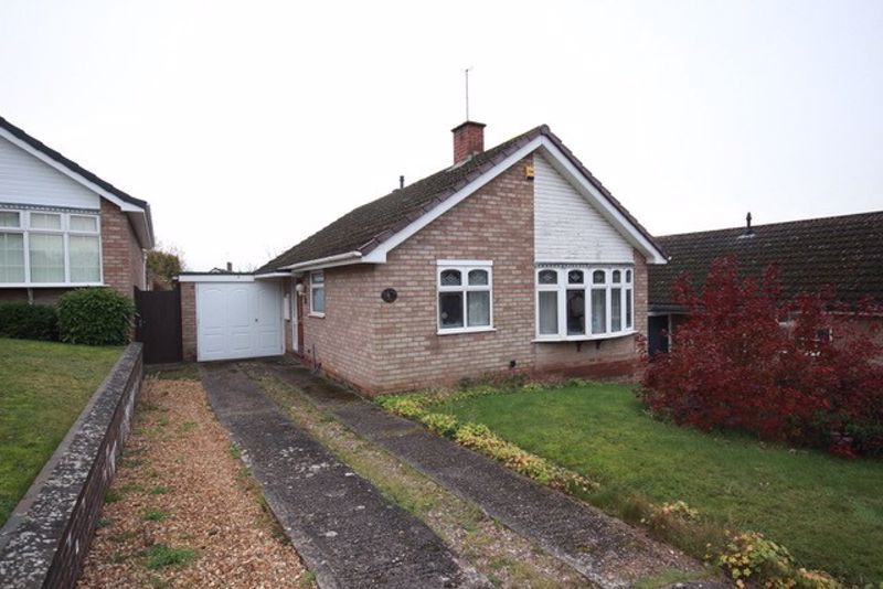2 bed bungalow for sale in Sandhurst Grove, Wordsley, Stourbridge DY8, £240,000 Zoopla