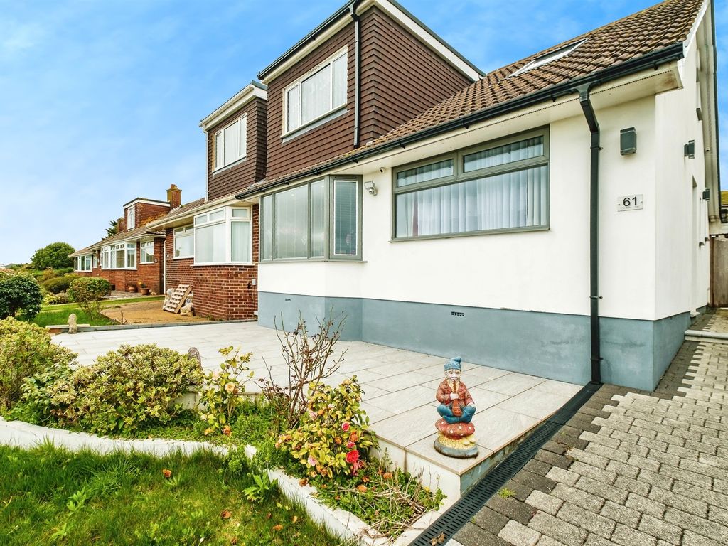 4 bed bungalow for sale in Holmbush Way, Southwick, Brighton BN42, £