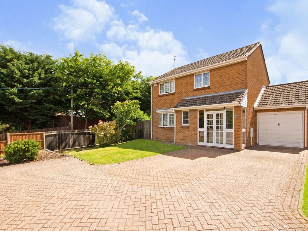 4 bed detached house for sale in Gaze Hill Avenue, Sittingbourne ME10