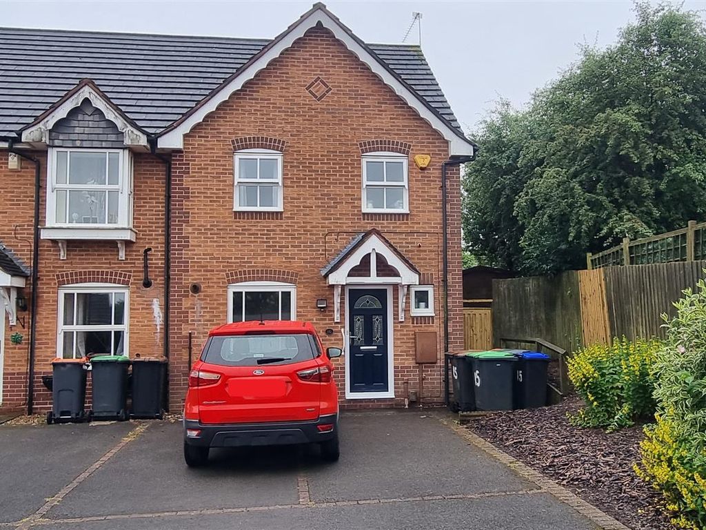 3 bed town house for sale in Highland Drive, SuttonInAshfield NG17