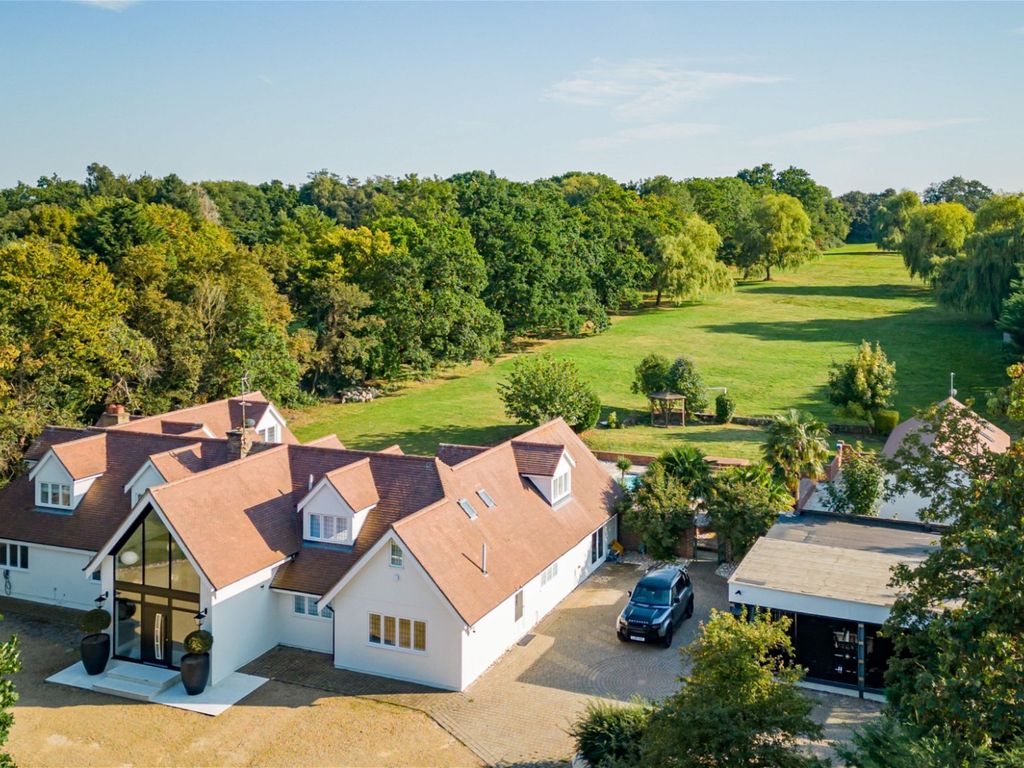 5 bed detached house for sale in Greensted Road, Ongar CM5, £3,000,000 Zoopla