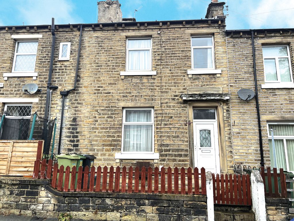 2 bed terraced house for sale in New Street, Milnsbridge, Huddersfield