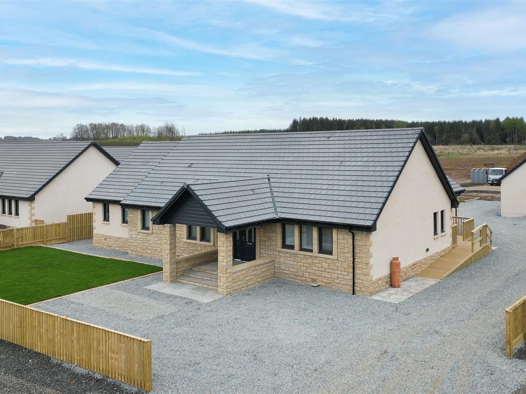 4 bed property for sale in Whitelea Road, Burrelton, Blairgowrie PH13