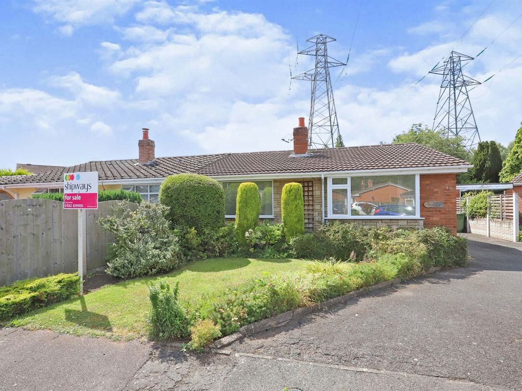 2 bed semidetached bungalow for sale in Pinedene, StourportOnSevern