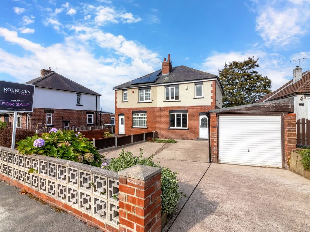 3 bed semidetached house for sale in Weetshaw Close, Shafton, Barnsley