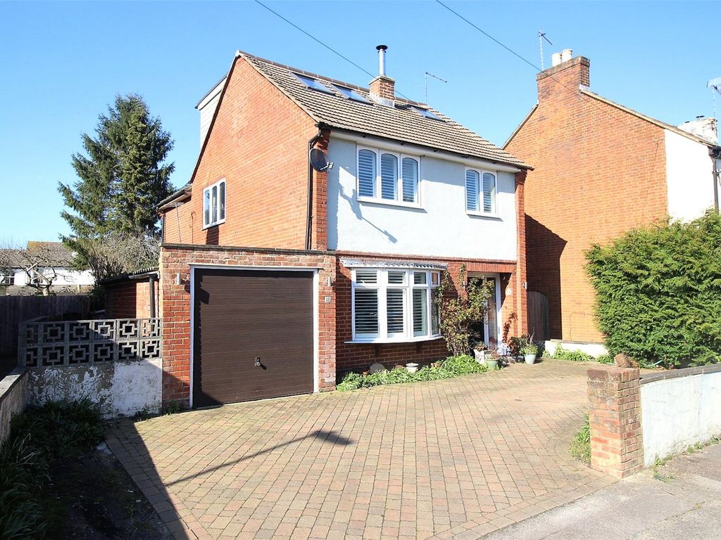 4 bed detached house for sale in South Street, Farnborough, Hampshire