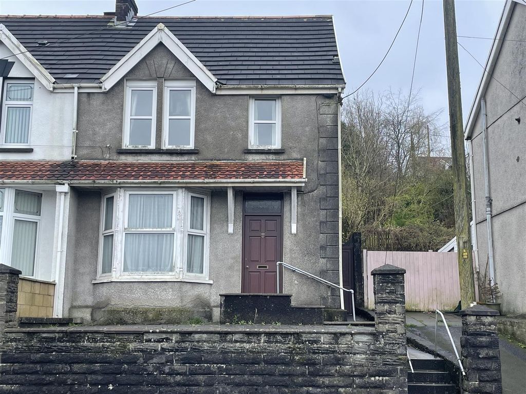 3 bed semidetached house for sale in Heol Capel Ifan, Pontyberem
