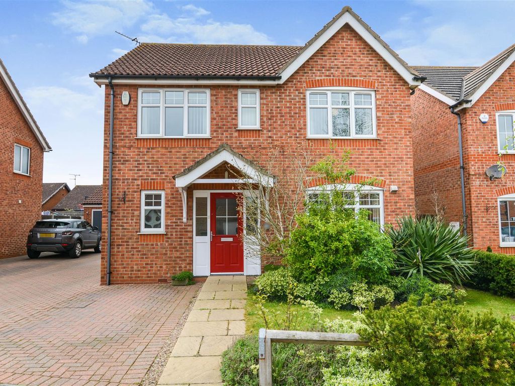 4 bed detached house for sale in Oak Drive, Messingham, Scunthorpe DN17