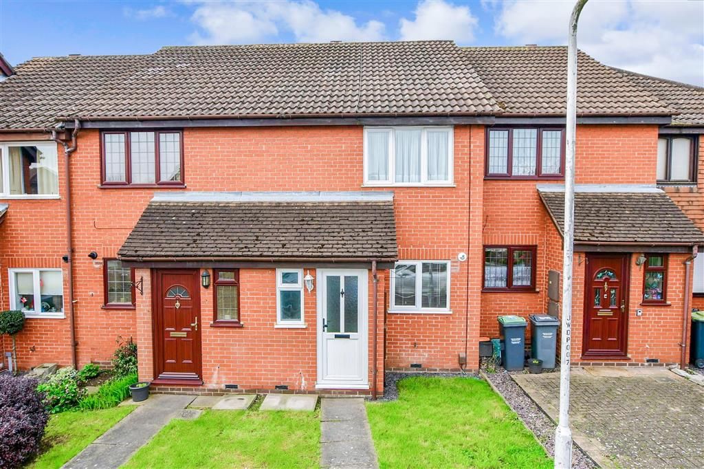 2 bed terraced house for sale in Willowside, Snodland, Kent ME6 Zoopla
