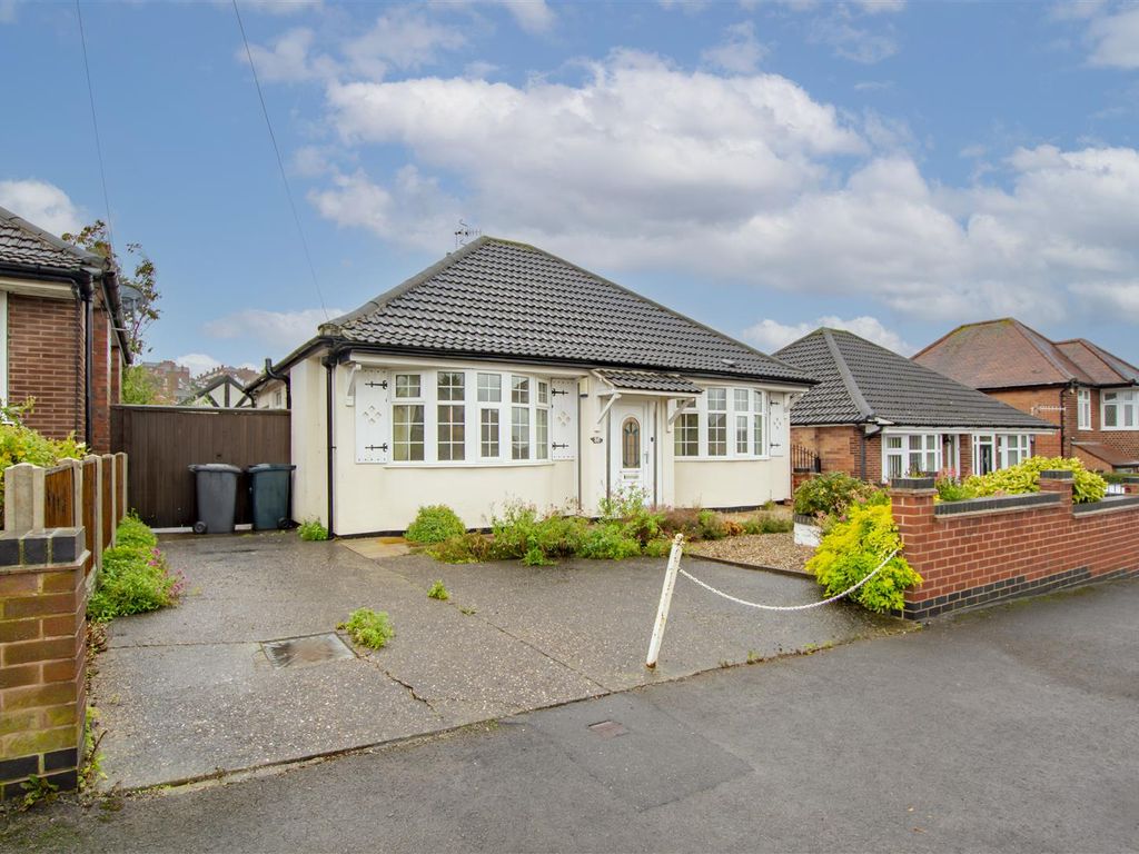 2 bed detached bungalow for sale in Melbury Road, Woodthorpe