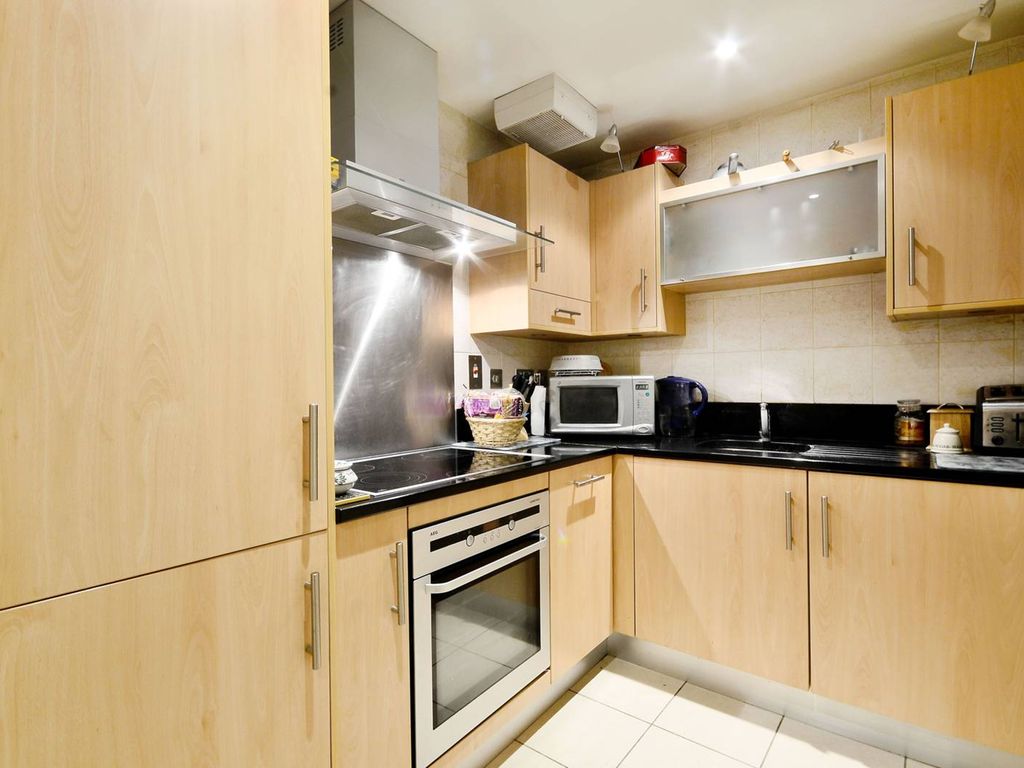 2 bed flat to rent in William Road, Euston, London NW1 Zoopla