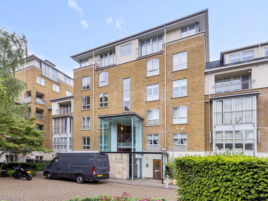 2 bed flat for sale in Admiral Walk, London W9, £750,000 Zoopla