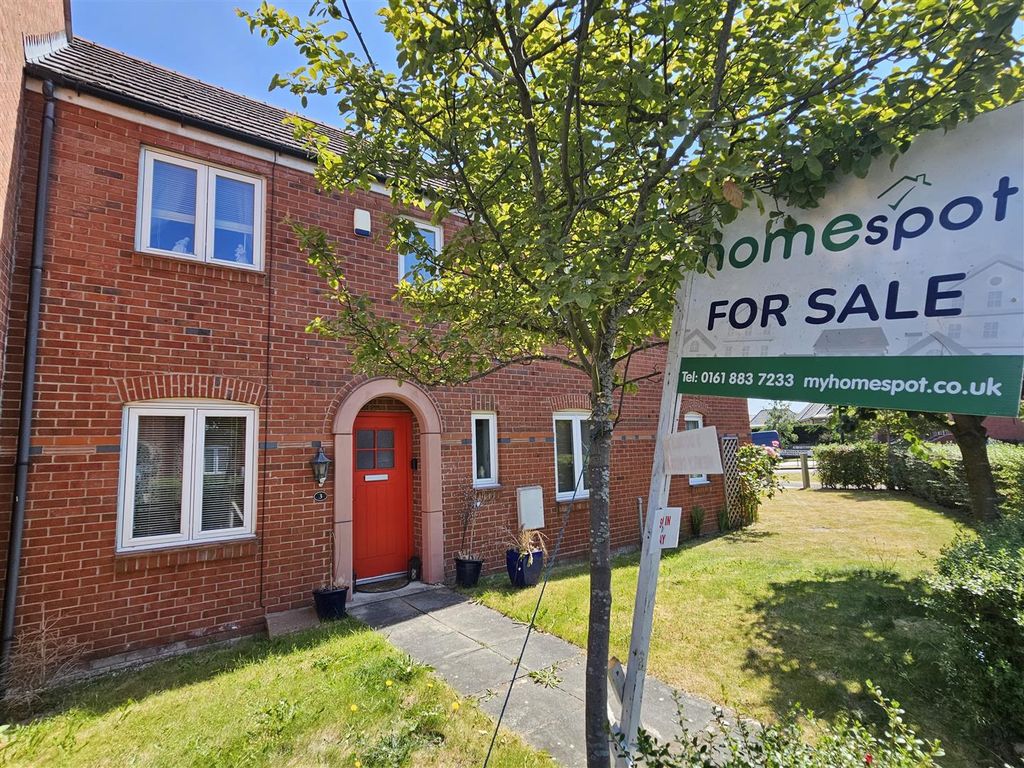 3 bed semidetached house for sale in Badger Road, West Timperley