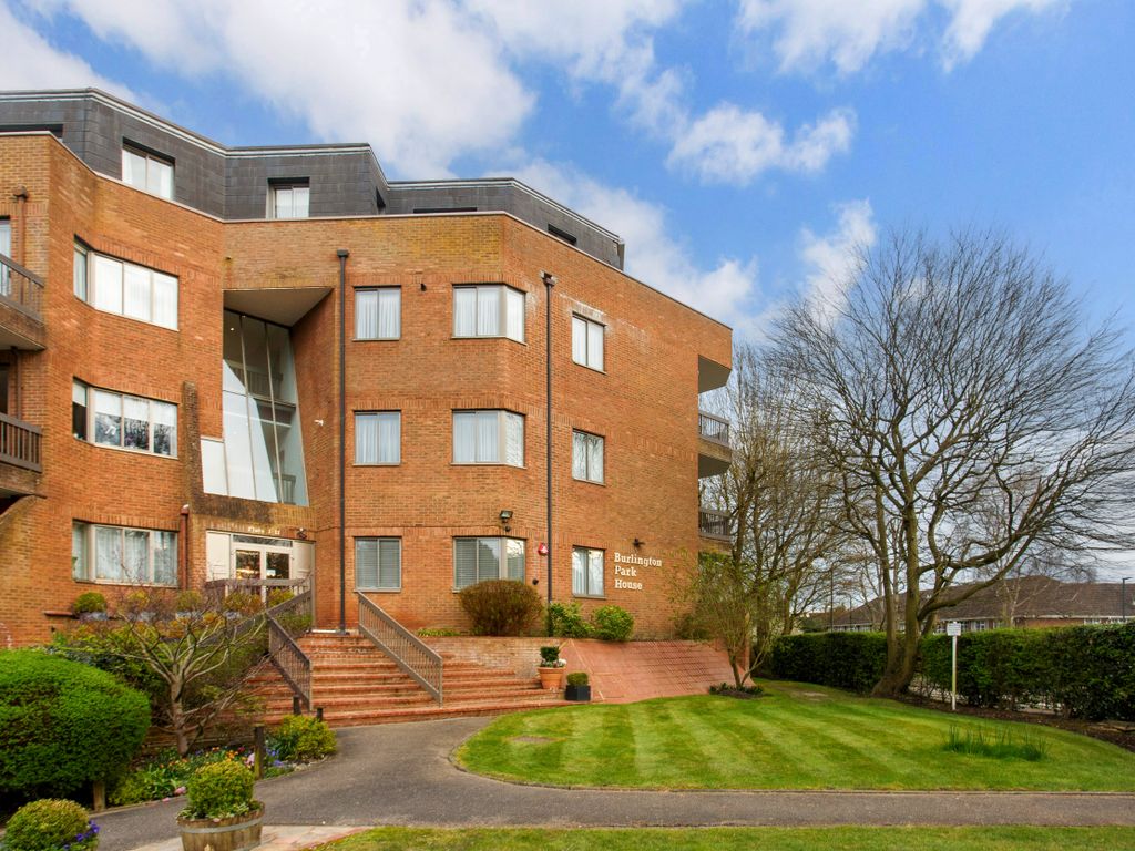 3 bed flat for sale in Dennis Lane, Stanmore HA7, £1,195,000 Zoopla