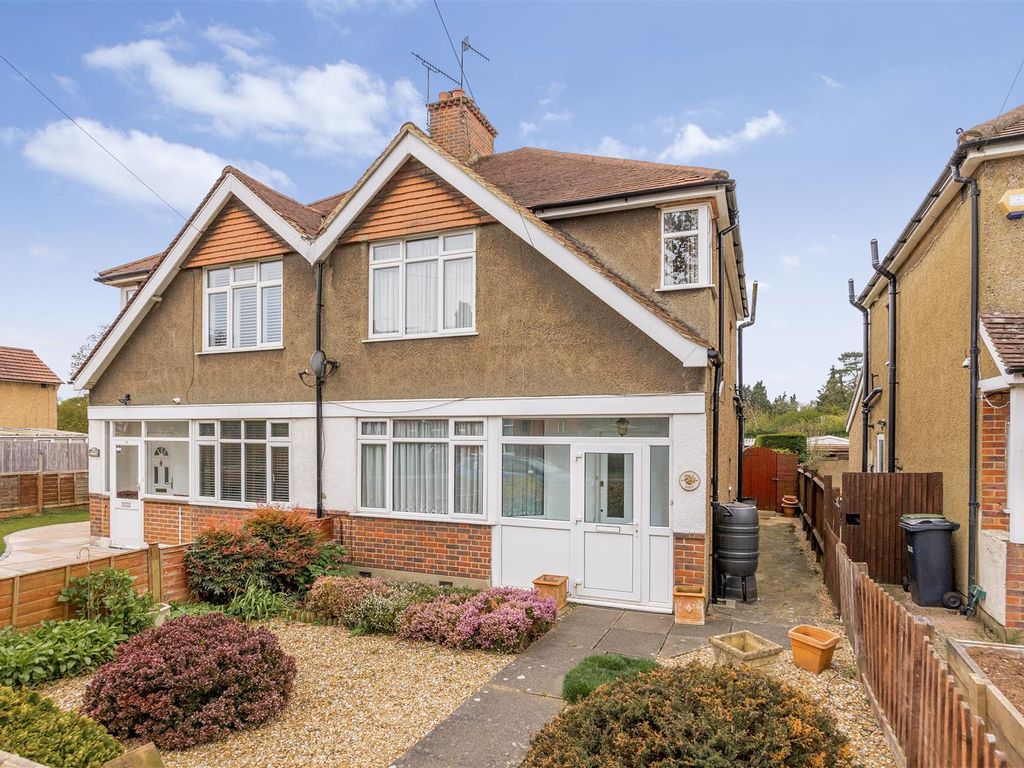 3 bed property for sale in Nutfield Road, Merstham, Redhill RH1 Zoopla