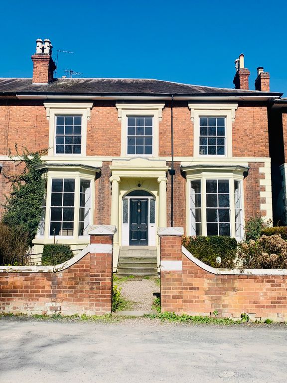 3 bed flat to rent in Victoria Terrace, Walsall WS4, £1,600 pcm Zoopla