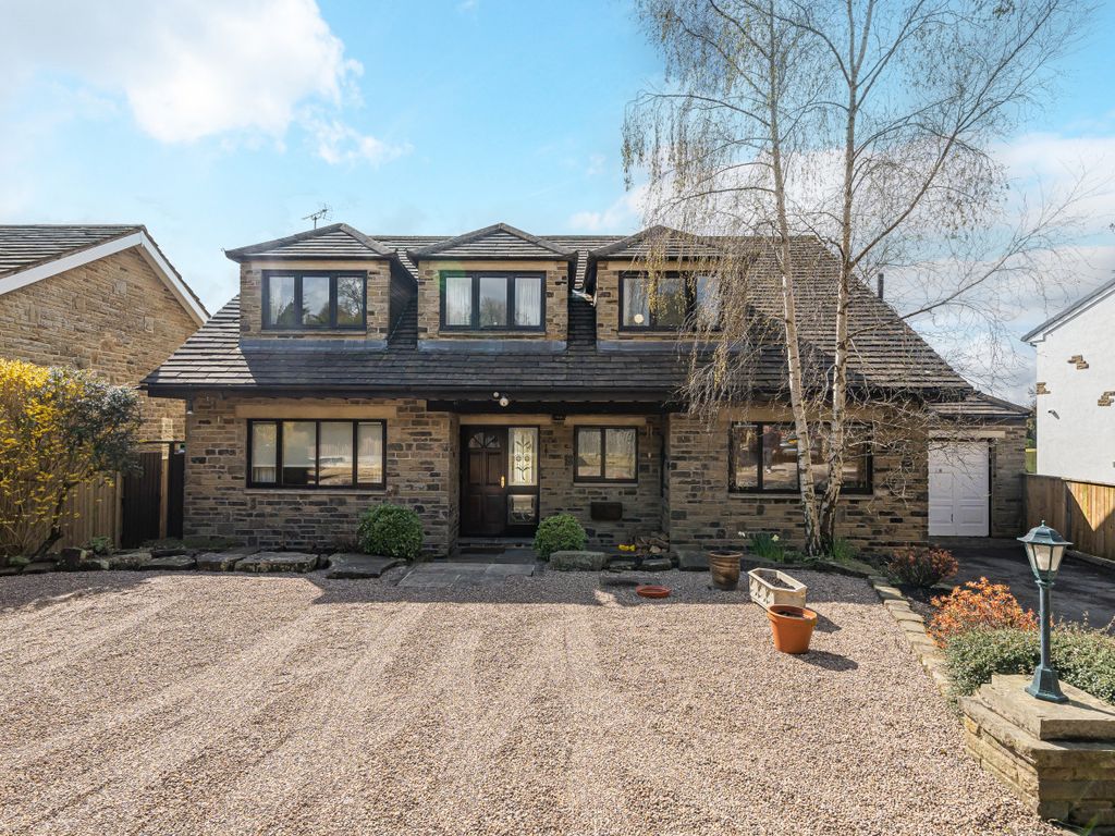 4 bed detached house for sale in Sunny Rest, Hillings Lane, Hawksworth