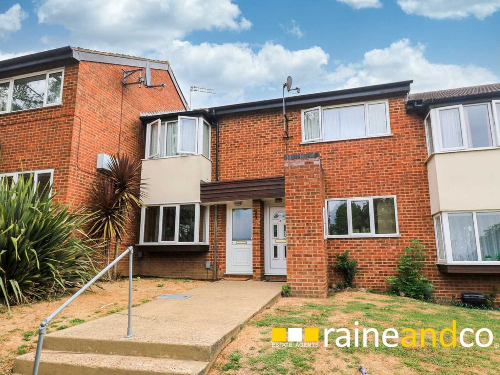 3 bed for sale in Lane End, Hatfield AL10 Zoopla